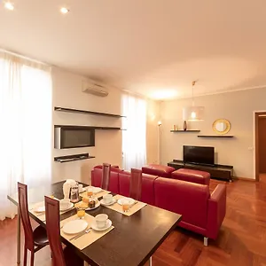 Heart Corso Como Apartment